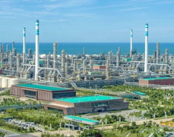 煉油化工行業(yè)動(dòng)態(tài)觀察 技術(shù)創(chuàng)新與市場(chǎng)格局演變